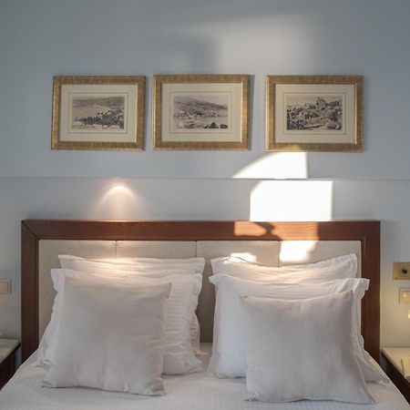 Aneroussa Beach Hotel バトシ エクステリア 写真