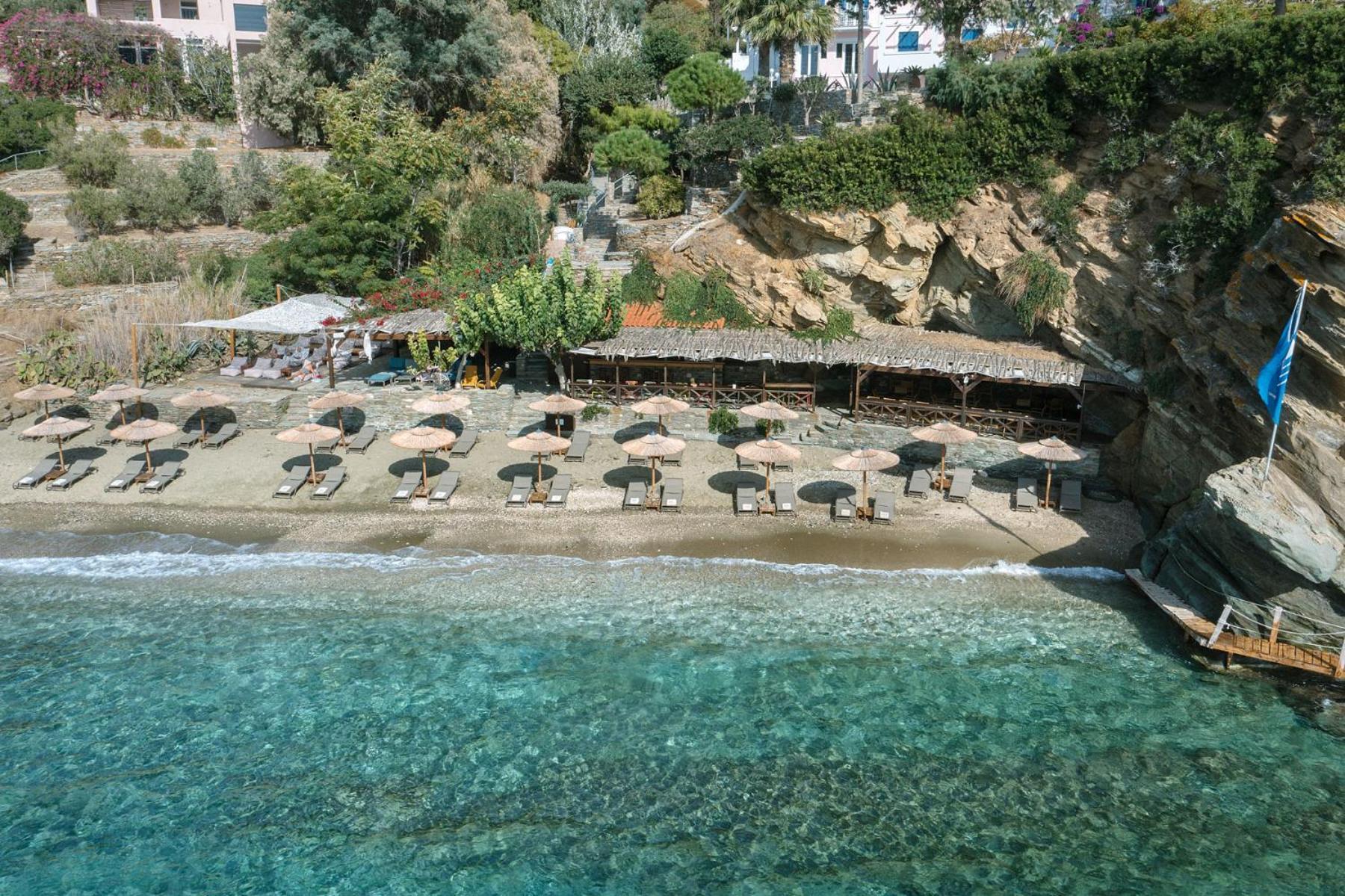 Aneroussa Beach Hotel バトシ エクステリア 写真