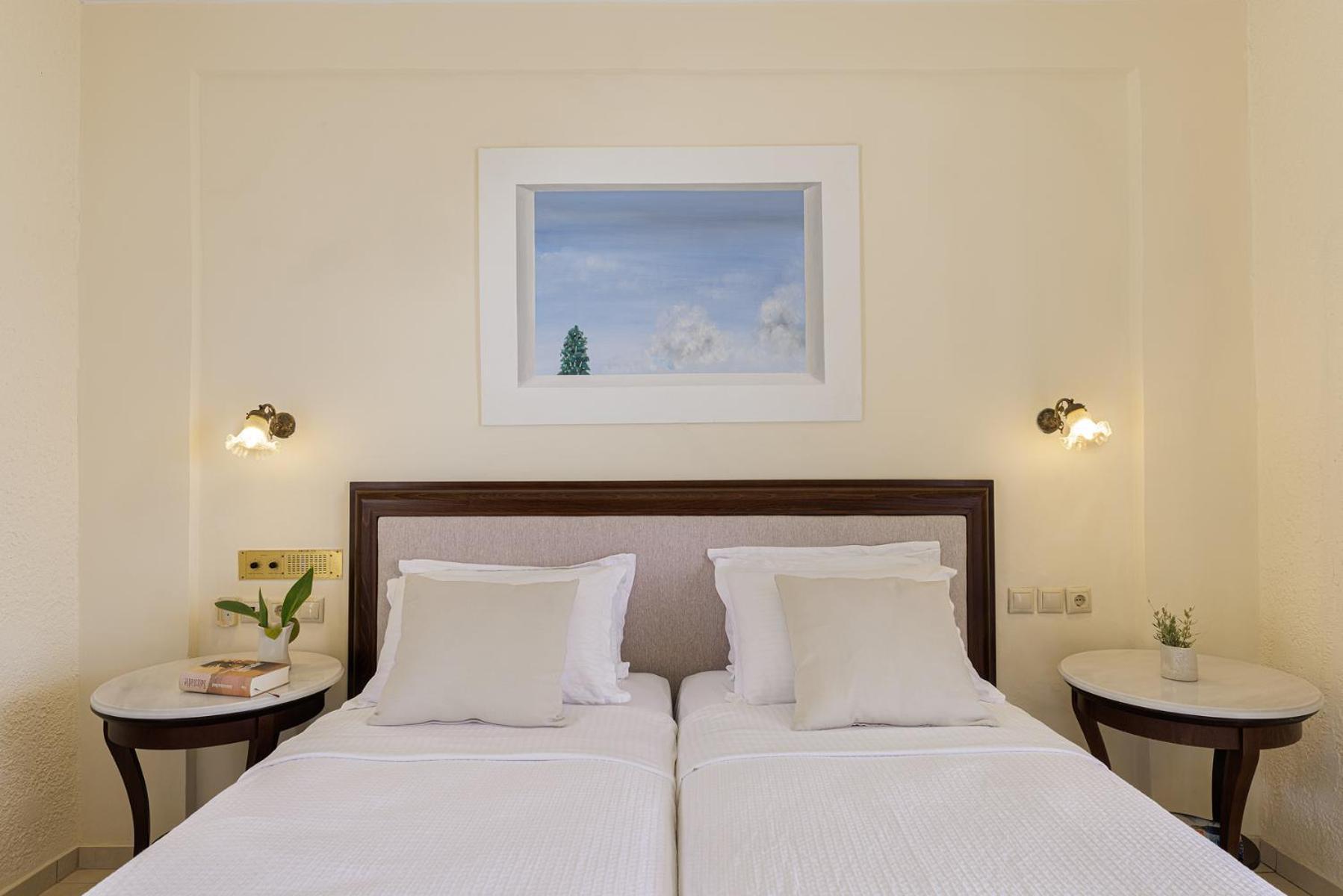 Aneroussa Beach Hotel バトシ エクステリア 写真